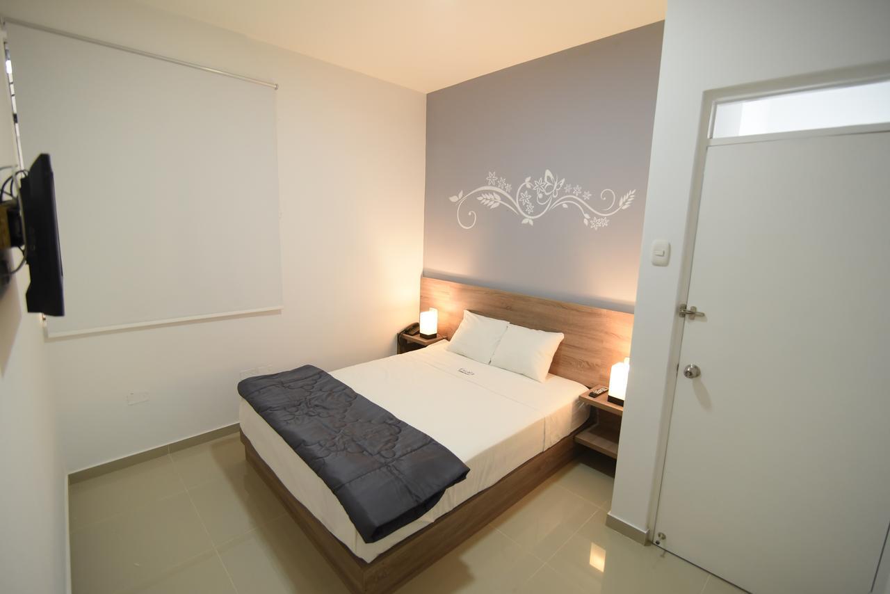 Escala Urban Hotel 2*